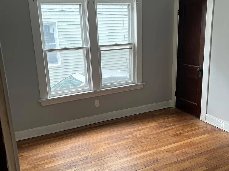 14406 Westropp Ave — Photo 11