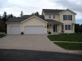 810 Countryview Ct SE, Stewartville, MN 55976