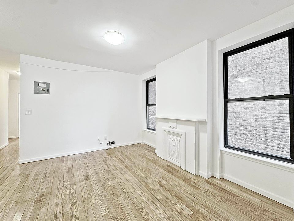 2nd image of 170 W 123rd St #D1
