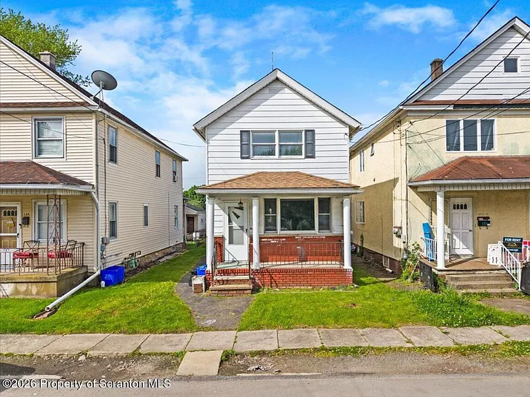 123 Mooney St — Photo 8