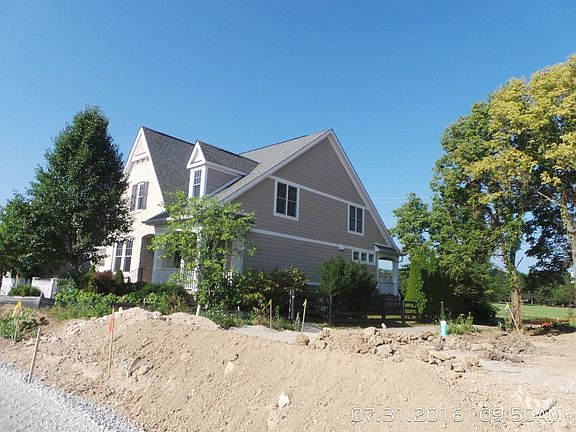 2nd image of 15810 Bethpage Trl