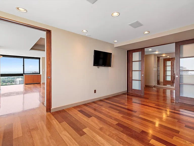 200 Old Palisade Rd #Penthouse 4/5 — Photo 15