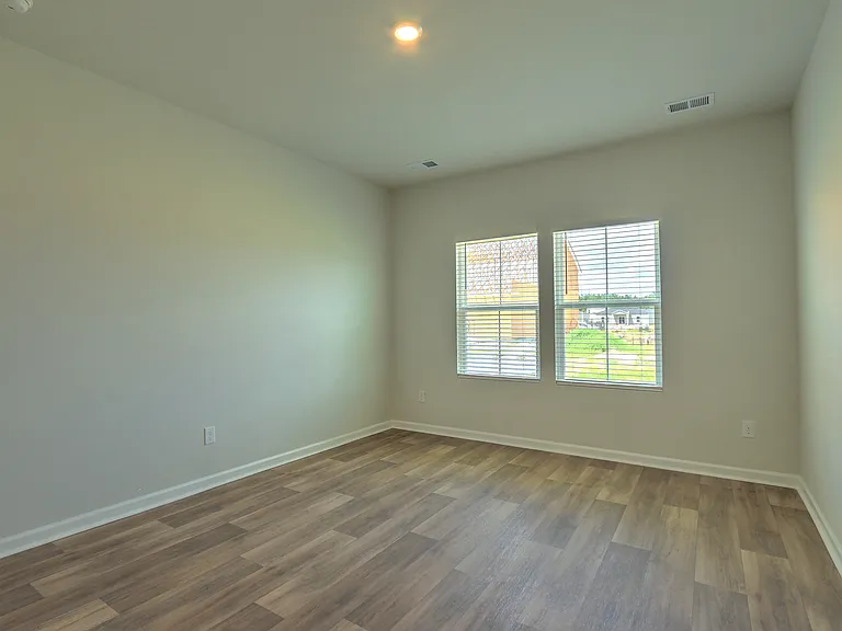 211 River Birch Ln — Photo 17