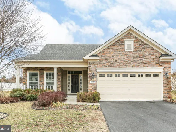 5801 S Mills Manor Ct, Fredericksburg, VA 22407