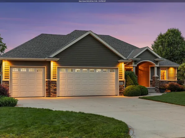 211 E Sawgrass Trl, Dakota Dunes, SD 57049