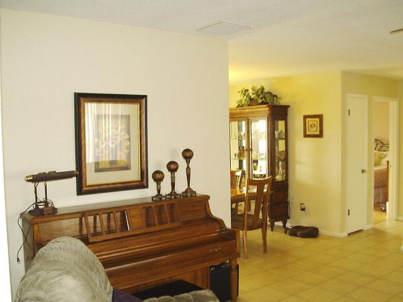 4th image of 2890 N Inca Dr