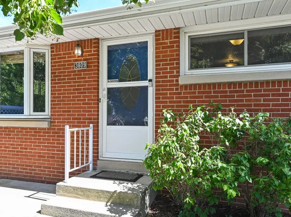 3809 Russet LANE, South Milwaukee, WI 53172