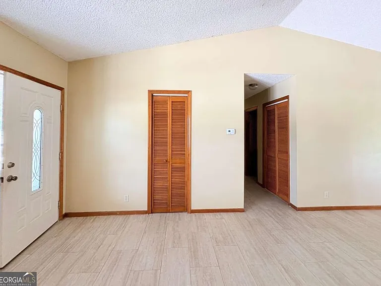 603 Plantation Village Dr — Photo 10