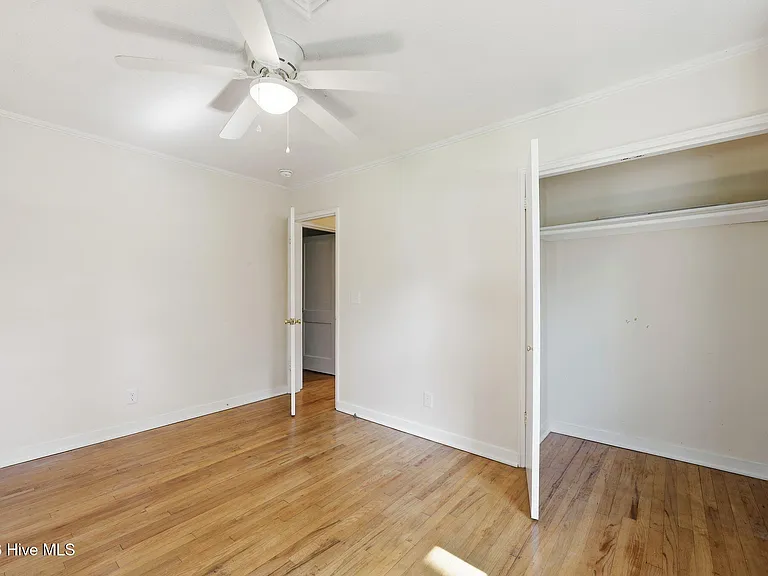 1101 Meadows St — Photo 25