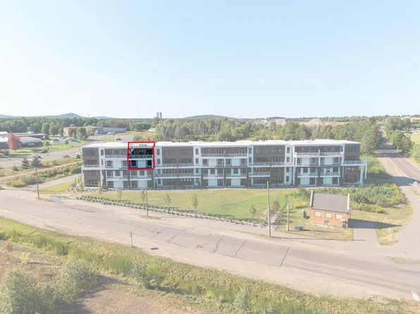 2401 N Lakeshore Blvd Unit 23, Marquette, MI 49855