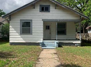 620 W Padon Ave, Blackwell, OK 74631