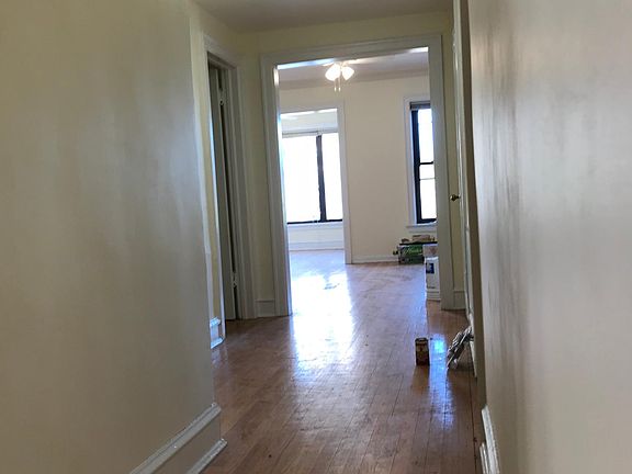 Hallway from dining room to sunroom