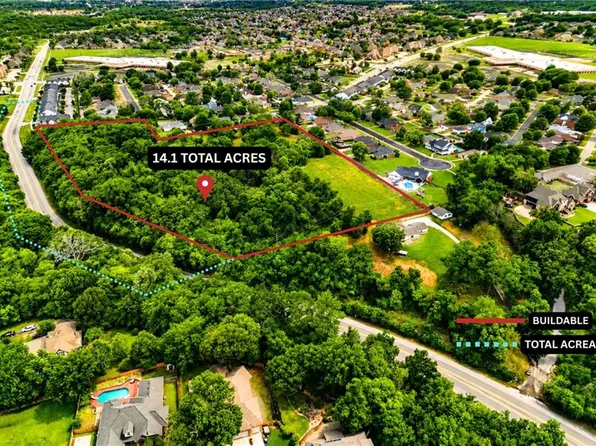 2904 SW 2nd St, Bentonville, AR 72712