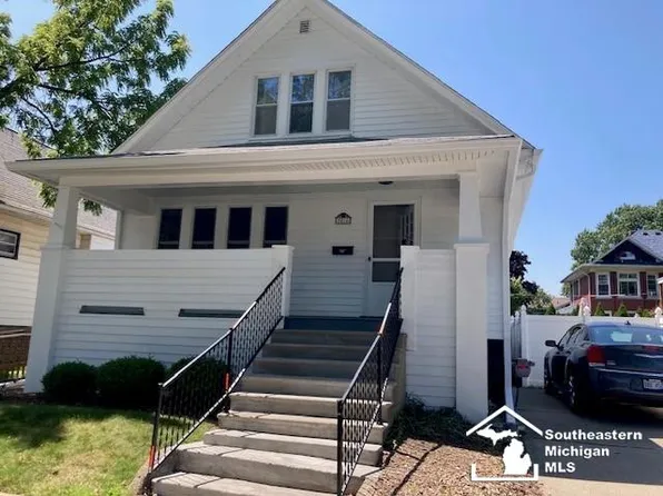 2816 2nd St, Wyandotte, MI 48192