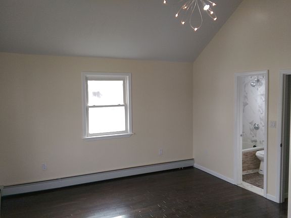 4th image of 16402 120th Ave