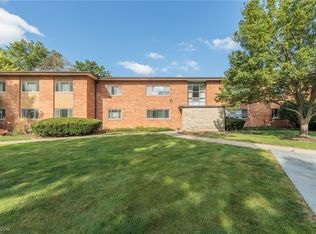 1750 Wagar Rd APT 206, Rocky River, OH 44116