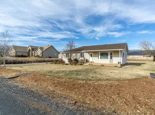 919 E 860 S, New Harmony, UT 84757