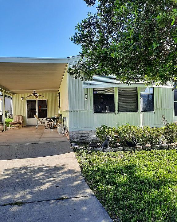 1st image of 44 Eden Dr