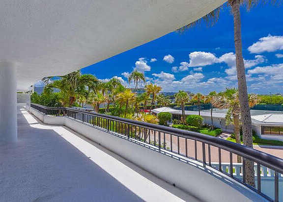 4th image of 2660 S Ocean Boulevard #203s