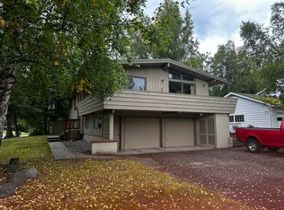 1649 Stanford Dr, Anchorage, AK 99508