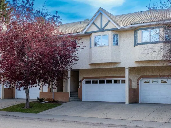 38 W Richelieu Ct SW, Calgary, AB T3E 7E9