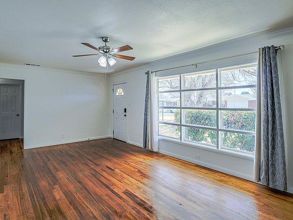 5th image of 3108 46th St