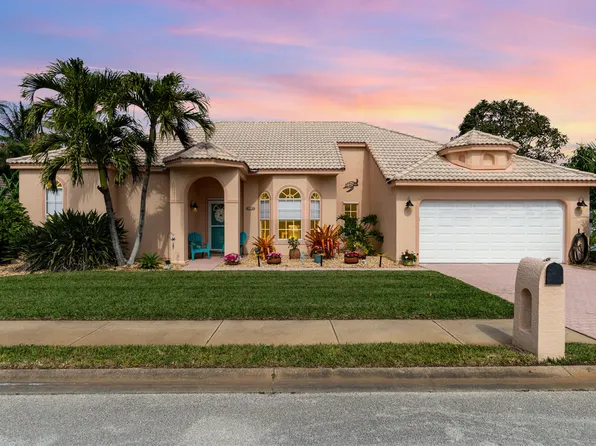 218 Seaview St, Melbourne Beach, FL 32951