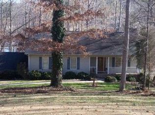 2216 Springhill Dr, Cherryville, NC 28021