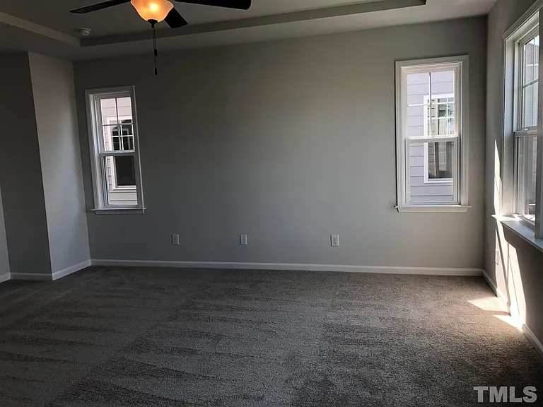 1033 Canyon Shadows Ct — Photo 15