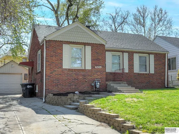 6509 N 33rd St, Omaha, NE 68112