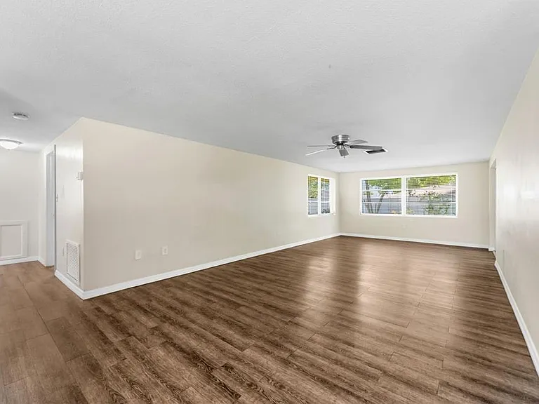 7814 Talisman Dr — Photo 11