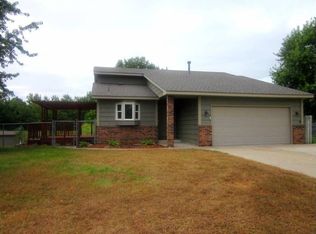 13804 Vintage Ct NW, Andover, MN 55304