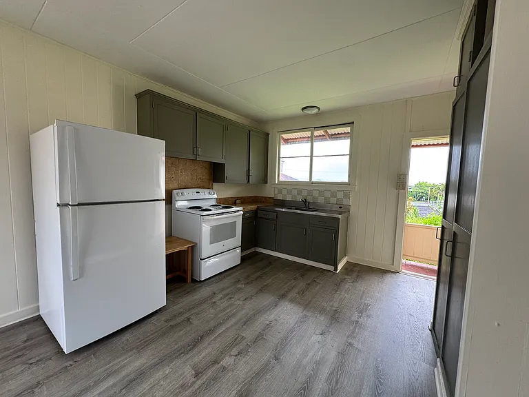 100 Laukona St #A — Photo 4