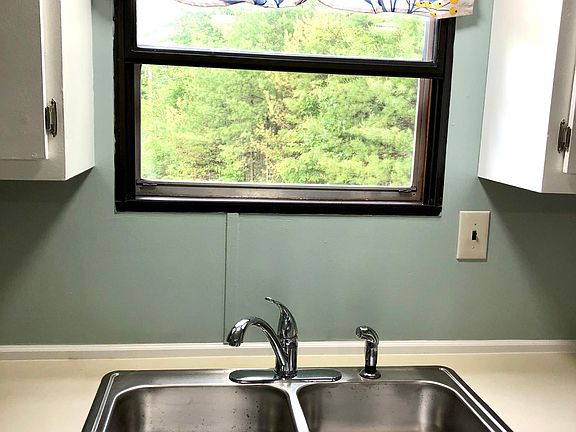 5th image of 65 Greenwood St #65