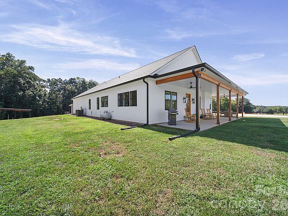 5th image of 4035 Daugherty Rd