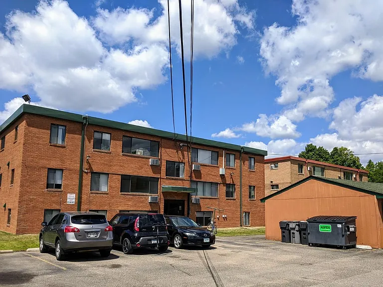 1835 Ulysses St NE #10 — Photo 16