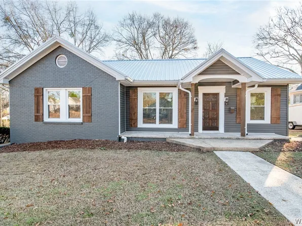 2207 20th St, Northport, AL 35476