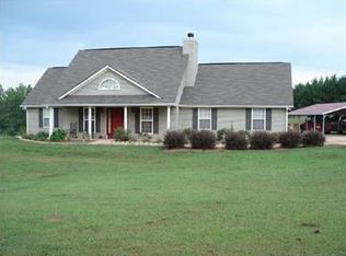 530 Robison Rd, Moreland, GA 30259