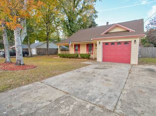 404 Ashley Dr, Crestview, FL 32536