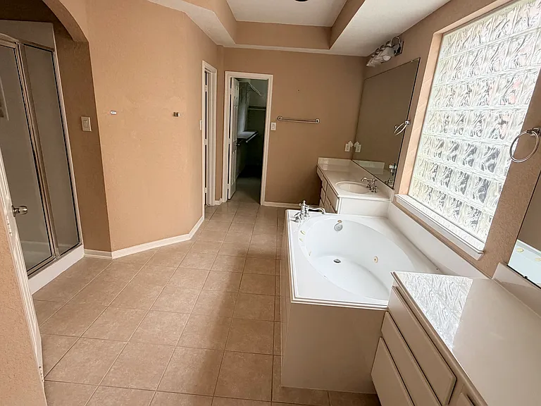 5210 Riverstone Crossing Dr — Photo 14