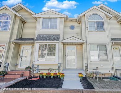 16 Union Ct, Staten Island, NY, 10303