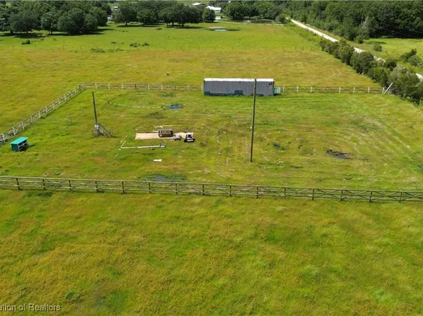 540 Graham Dairy Rd, Venus, FL 33960