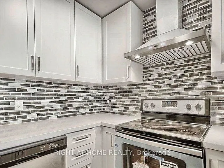 600 Alex Gardner Cir #111 — Photo 6