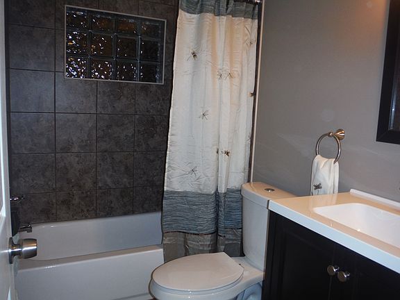 Upstairs Bath