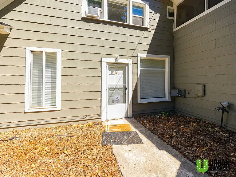 370 E 8th Ave — Photo 2