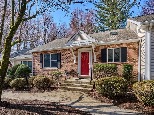 48 Chapel St Unit H, Northampton, MA 01060