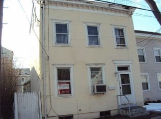 135 2nd St, Trenton, NJ 08611