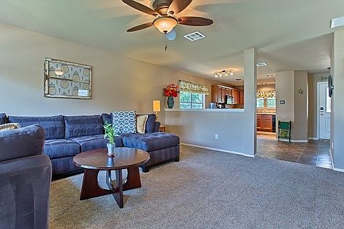 4th image of 500 N Cascades Ave APT 2