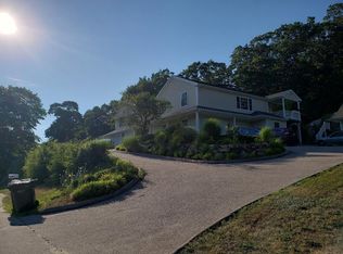 12 Mountain Ave APT B, Westerly, RI 02891