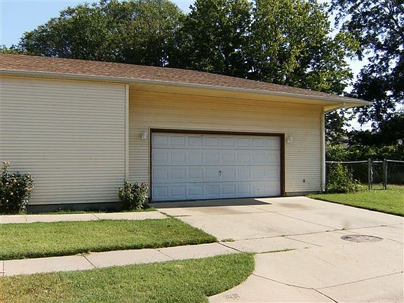 1100 N Indiana, 2 car attached garage
